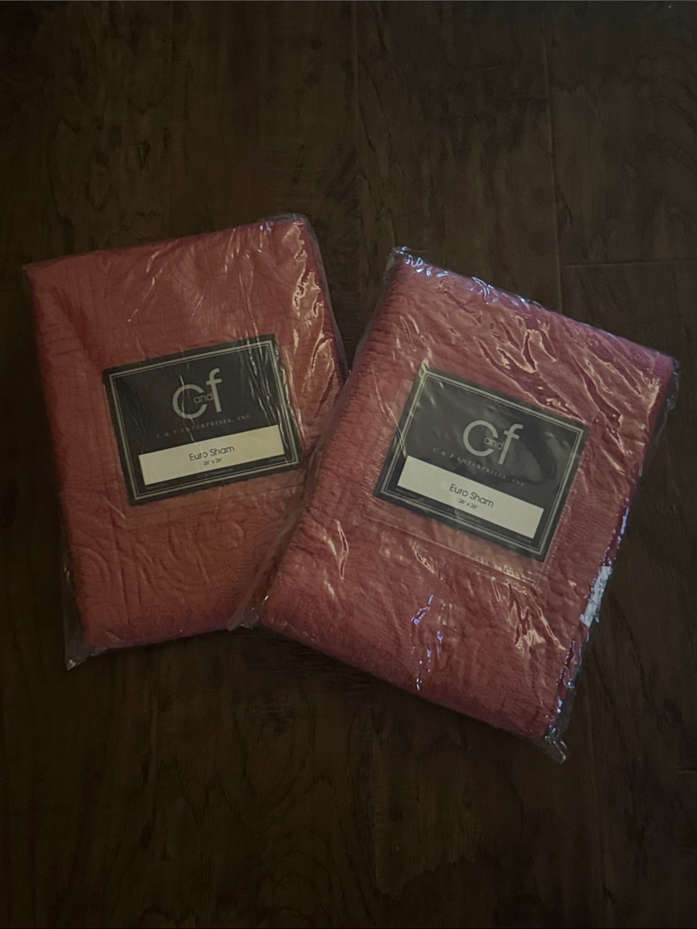Euro Sham Pair in Deep Red